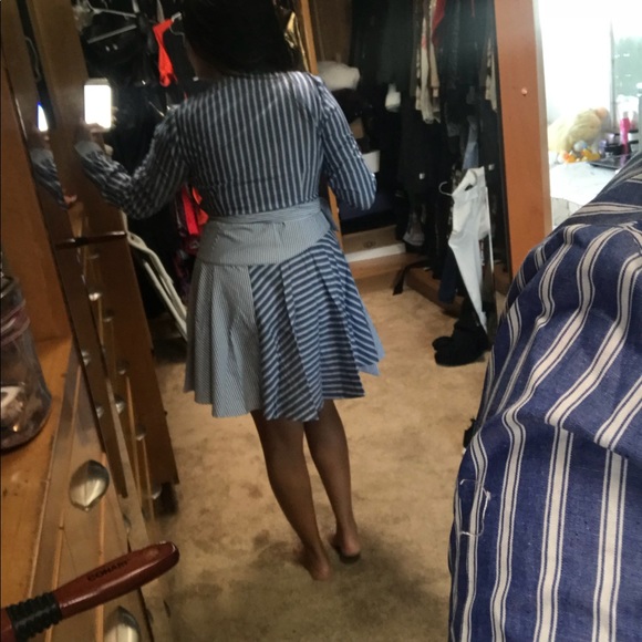 *1 LEFT*Top Of The Line Wrap Dress - Picture 8 of 8